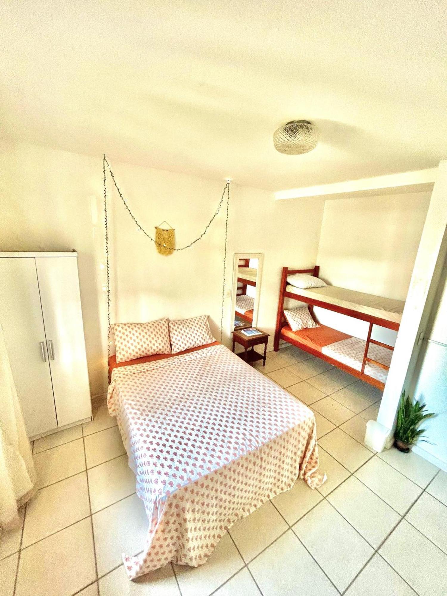 Pequi Hostel Флорианополис Экстерьер фото