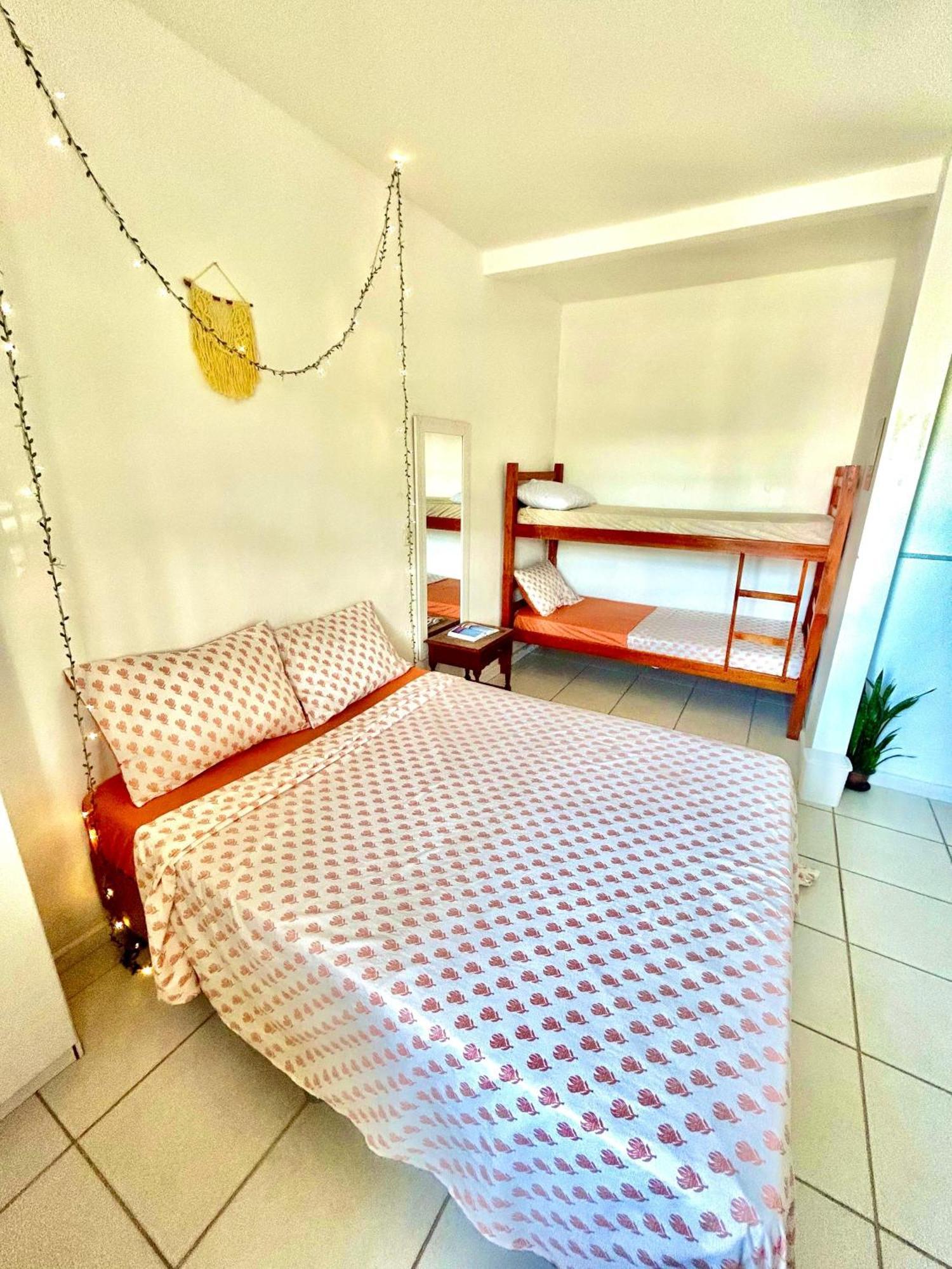 Pequi Hostel Флорианополис Экстерьер фото